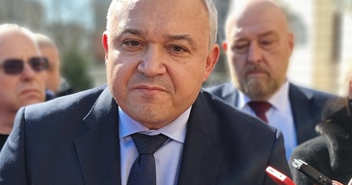  Има заподозрени, не мога да изпадам в подробности обаче.Това каза във