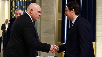 Конституционният съд КС единодушно отхвърли искането на министъра на правосъдието Крум