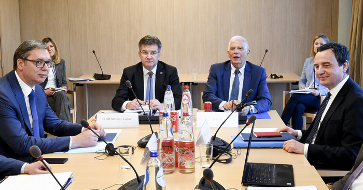 Сърбия и Косово се ангажират да си сътрудничат в идентифицирането