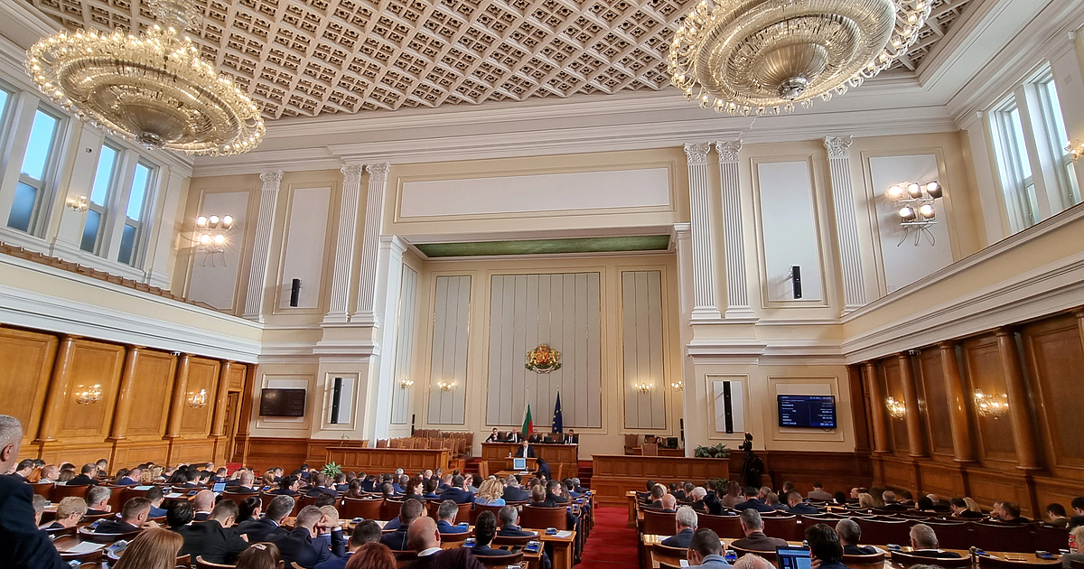 Референдумът, който е иницииран от Възраждане за отлагане приемането на