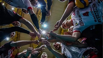 Нефтохимик 2010 спечели титлата на България по волейбол за мъже