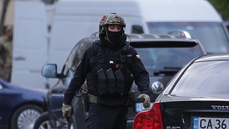 Задържаният вчера мъж след тежка обсада от спецчасти в столичния