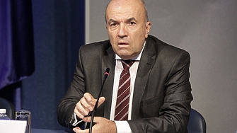Иван Кондов е новият външен министър в служебното правителство назначен