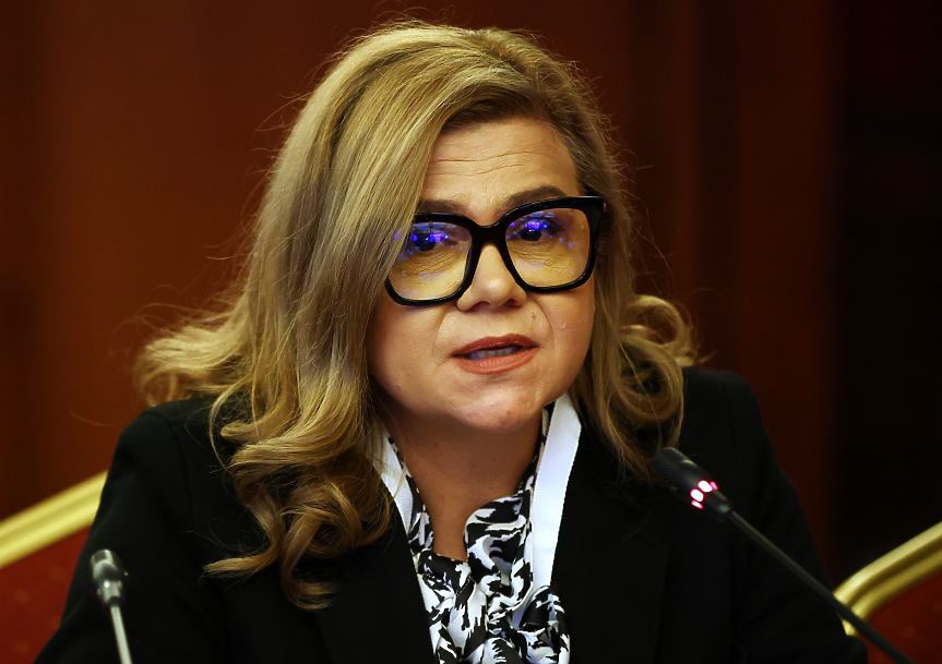 Соня Момчилова се преизбра за шефка на СЕМ. След три неуспешни гласувания