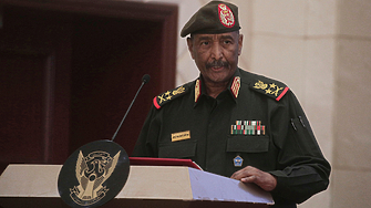Хартум е разтърсен от сражения които тласкат Судан към ръба
