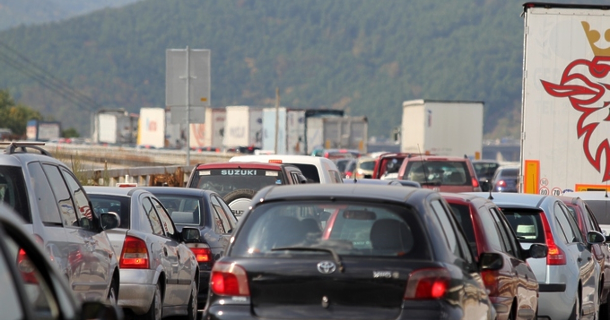 От 8:30 ч на 11 май до следобеда на 12