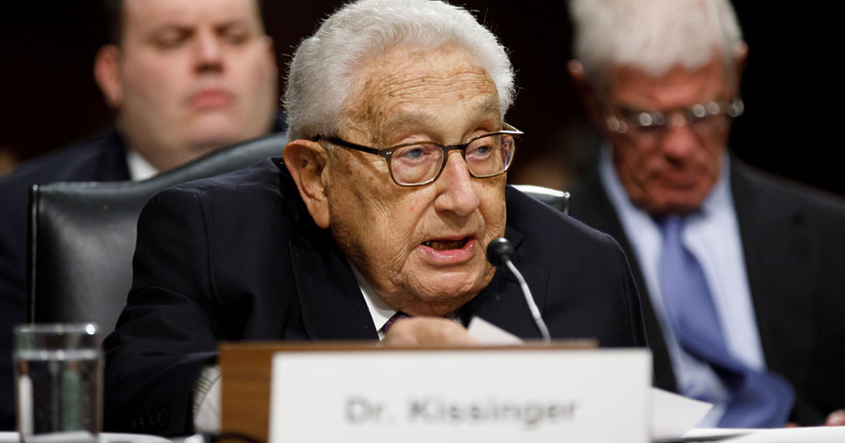 Украйна трябва да стане членка на НАТО. Не толкова за