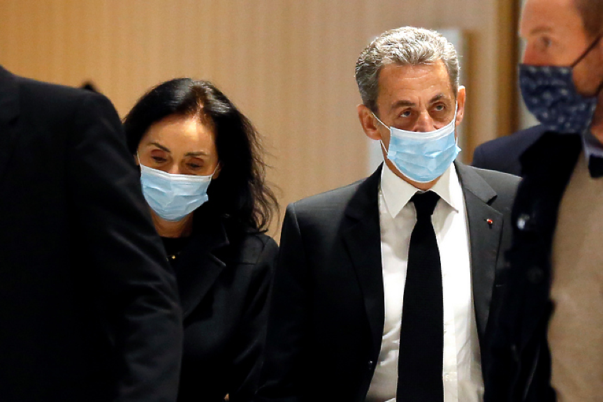 Бившият президент Никола Саркози влиза в затвора за подкуп на главен прокурор