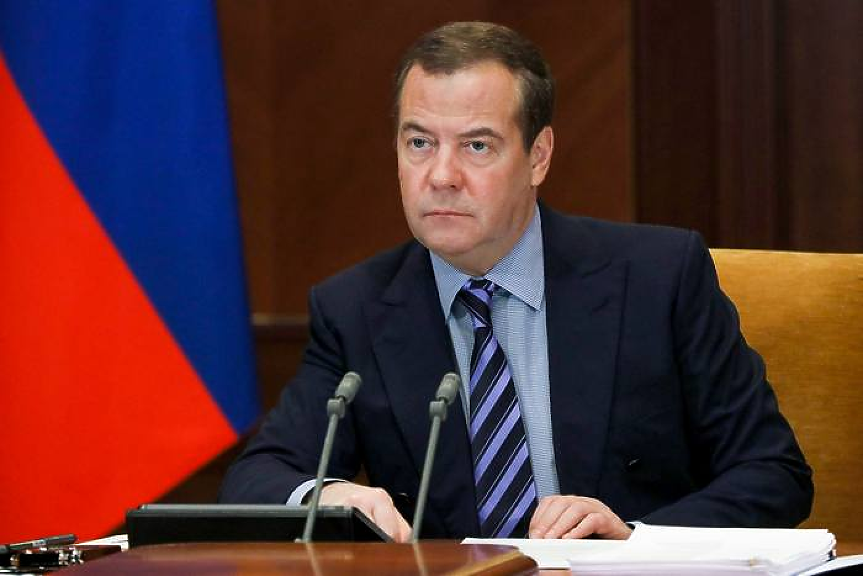 Медведев иска САЩ да платят компенсации за Бахмут и Мариупол