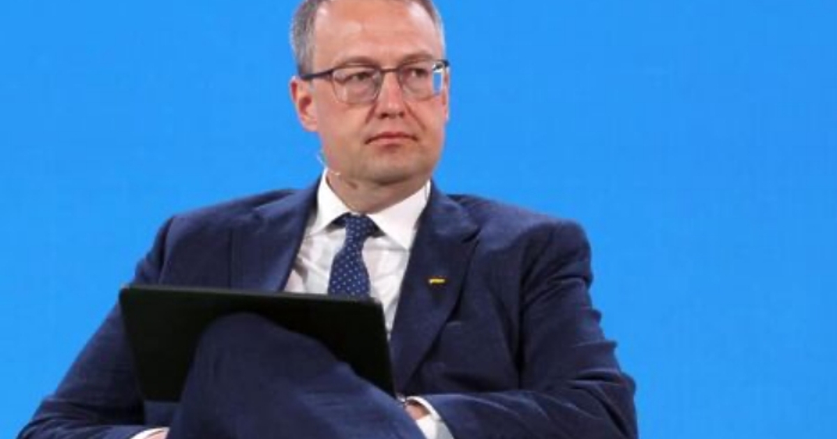 Трудно е да си представим вредата от разкритието, че председателят