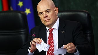 Това което става е абсурдно Заместник главният прокурор да дава главния