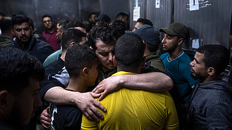 Най-малко 12 убити при израелски удари в Газа