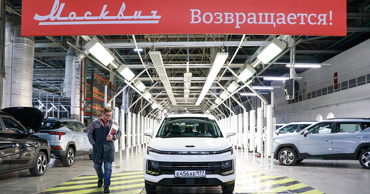 През април руският автомобилен завод Москвич е увеличил близо два