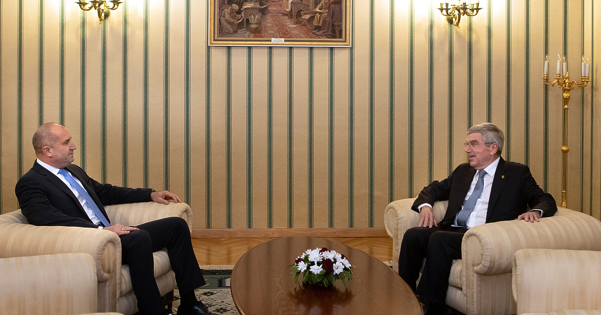 Препоръката на МОК е спортистите от всички страни да бъдат