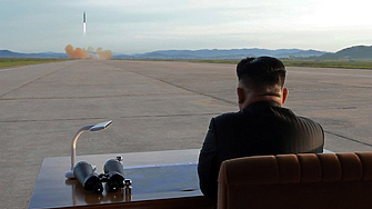 Ким изстрелва шпионски спътник. Остри реакции в Токио и Сеул