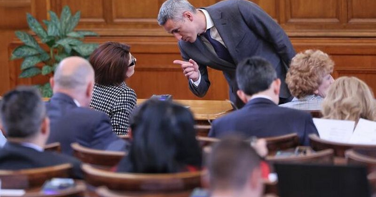 Продължаваме промяната-Демократична България очаква обаждане от ГЕРБ за размразяване на