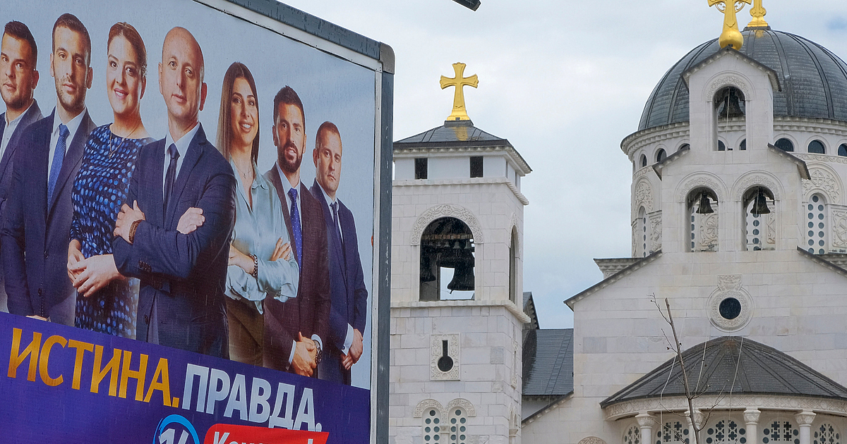 Черногорците гласуват днес на предсрочни парламентарни избори, които са решаващи