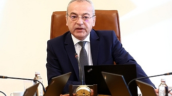 Бившият служебен премиер Гълъб Донев отрече обвиненията на настоящия редовен