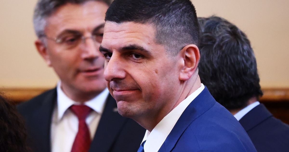 Разговорите за конституционно мнозинство няма да се ограничат само до ДПС.