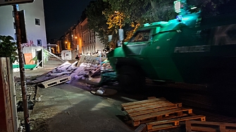 Лайпциг остава в извънредно положение и днес след като през