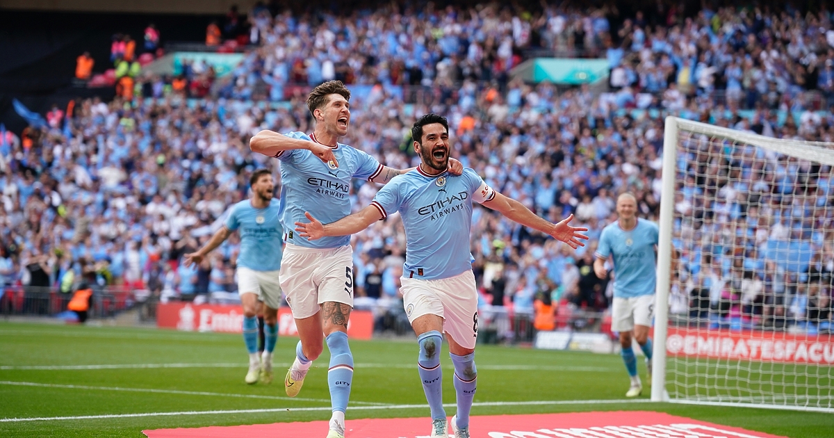 Манчестър Сити взе още една купа и е само на