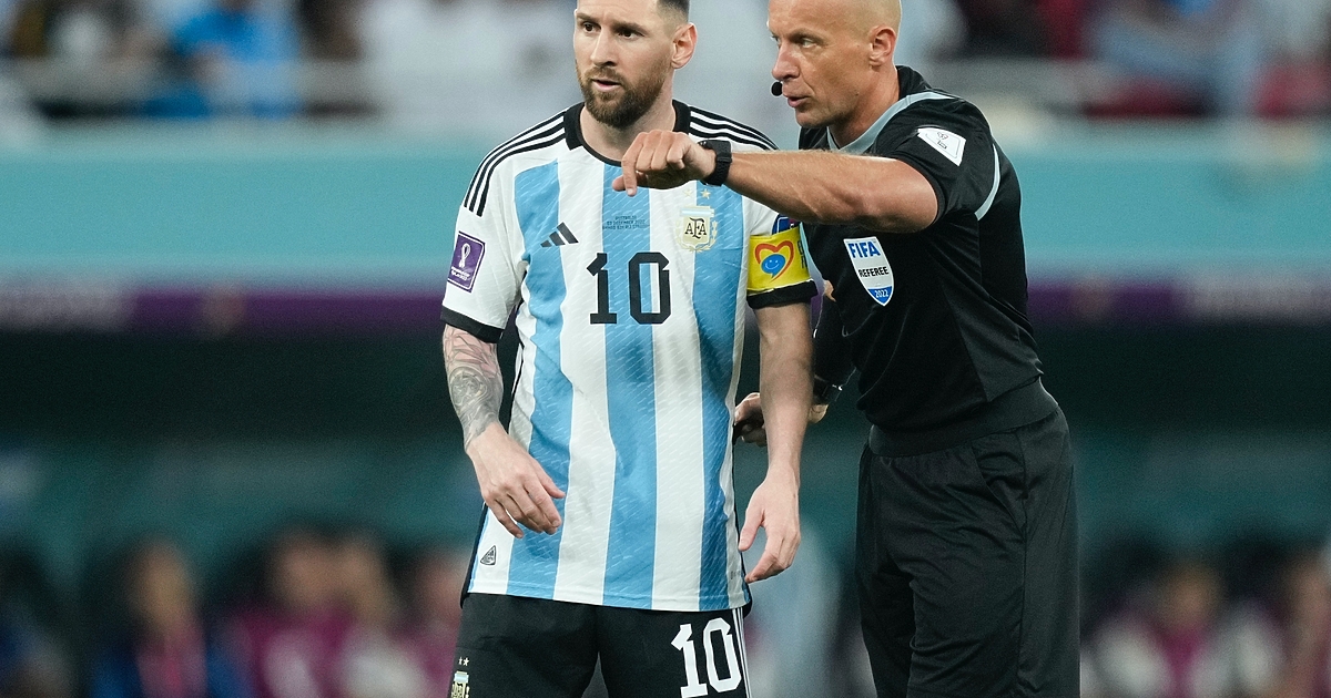 Полякът Шимон Марчиняк остава главен съдия на финала на Шампионската