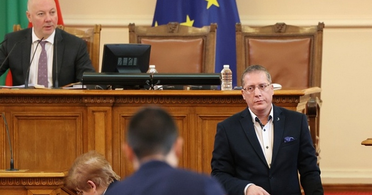 Замразяването на преговорите от страна ГЕРБ е умен ход, защото