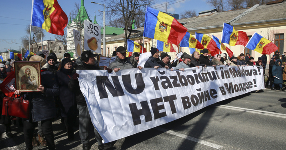 Страните членки (Съветът) на ЕС наложиха на петима души заради