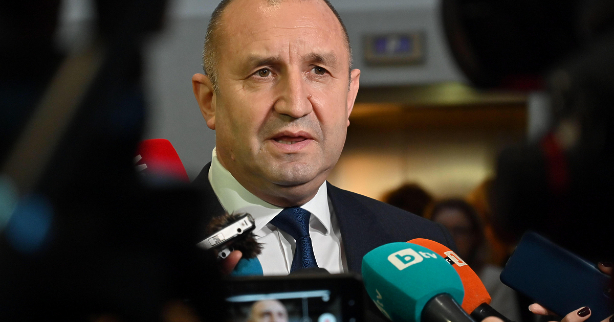 Президентът Румен Радев ще връчи втория мандат за съставяне на