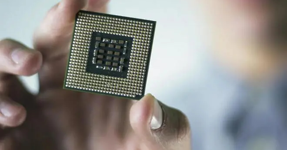 Американският производител на чипове Интел“ ще построи нова фабрика в