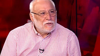 Четиридесет и пет минути след полунощ днес Карнобат беше събуден