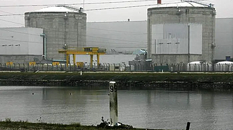 Френски изтребител Рафал е прехванал малък самолет над атомна електроцентрала