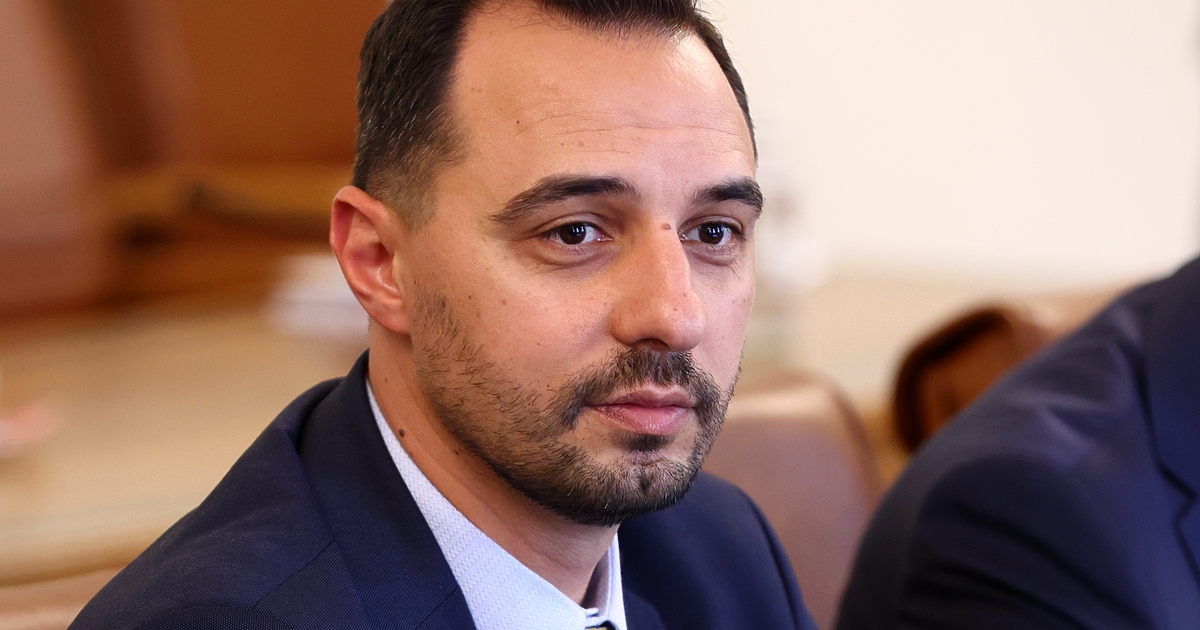 Подобряване на работата в публичните предприятия е една от основните