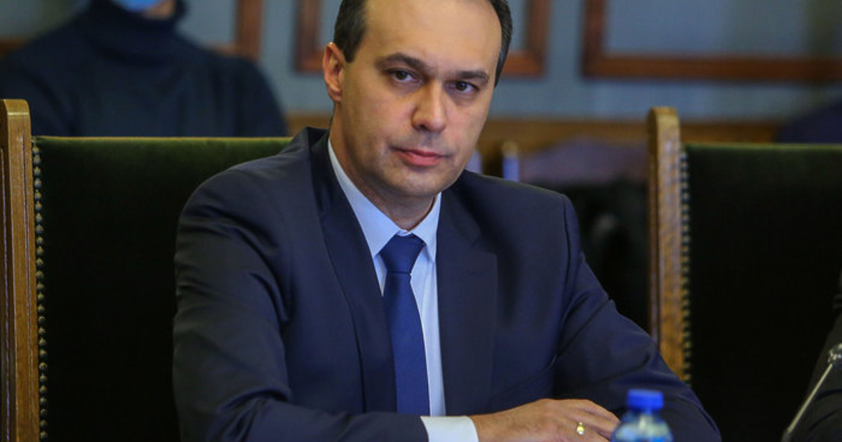 Бившият министър на отбраната Драгомир Заков е назначен от премиера