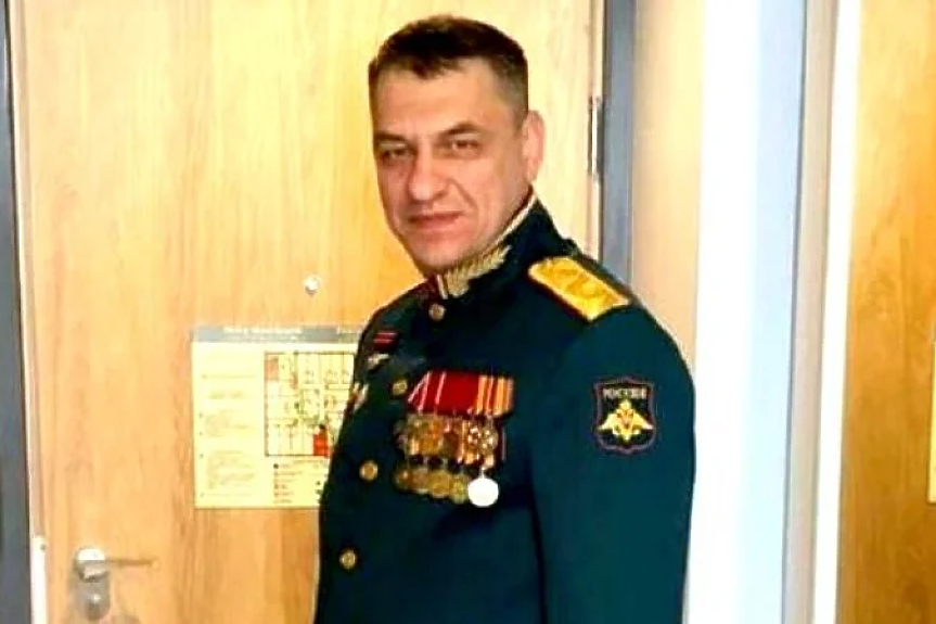 Украйна избива стълпени руски войници, докато чакат 2 часа реч на командира си