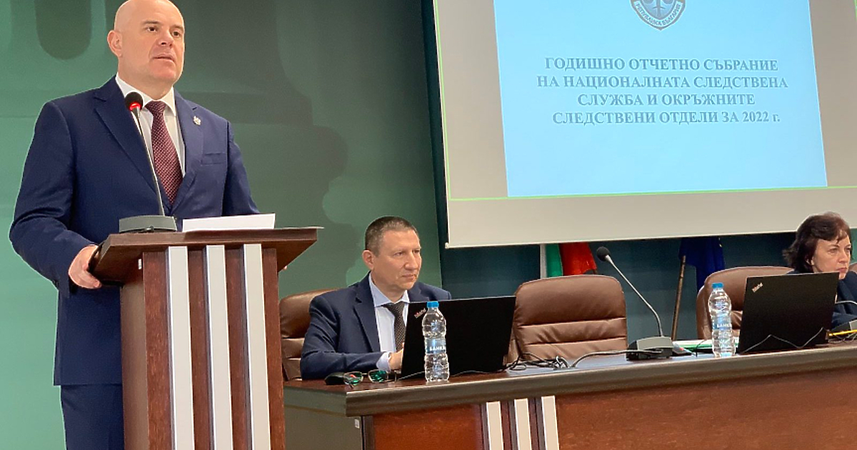 Изпълняващият функциите главен прокурор Борислав Сарафов разпореди проверка на всички