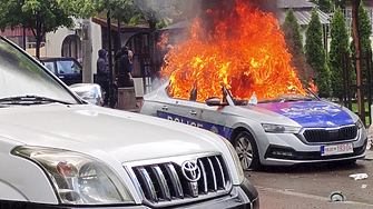 ЕС очаква свикване на предсрочни избори в четирите размирни общини