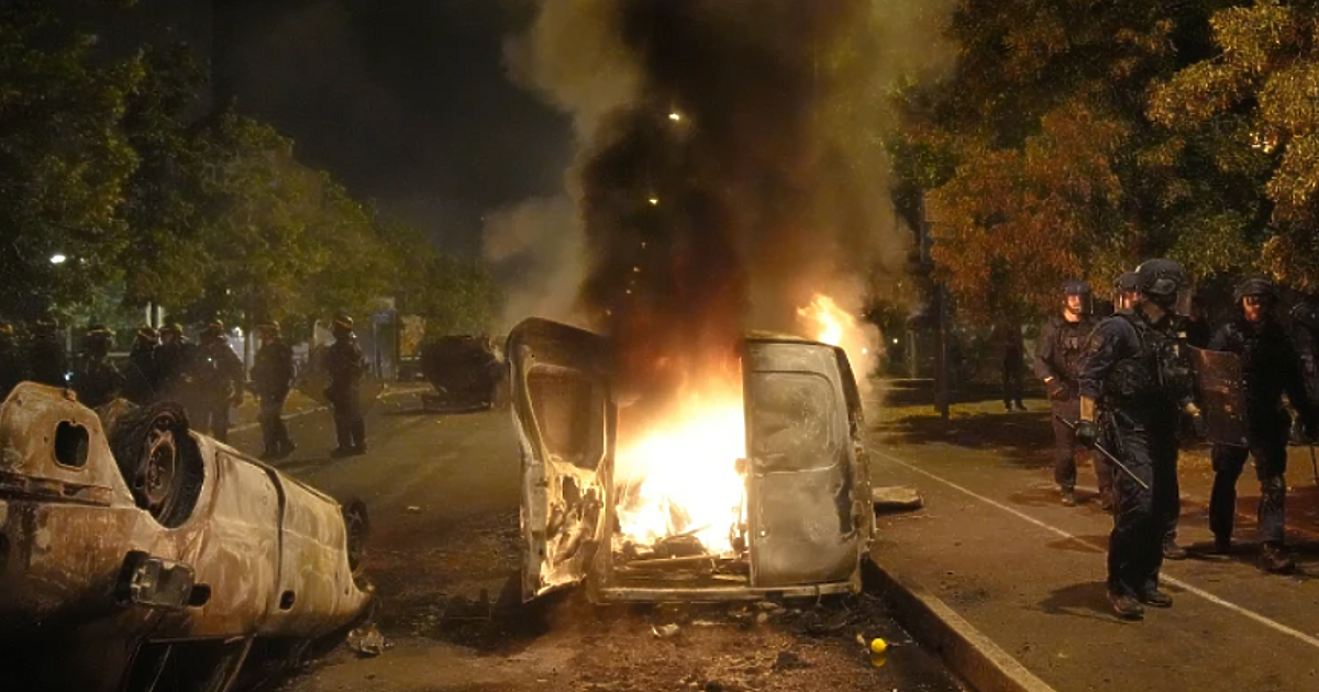 Най-малко 78 души бяха задържани на протестите във Франция през