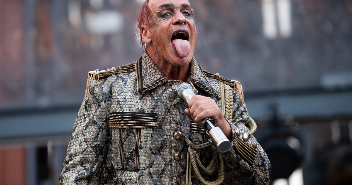 Прокуратурата в Берлин е започнала разследване срещу фронтмена на Рамщайн“