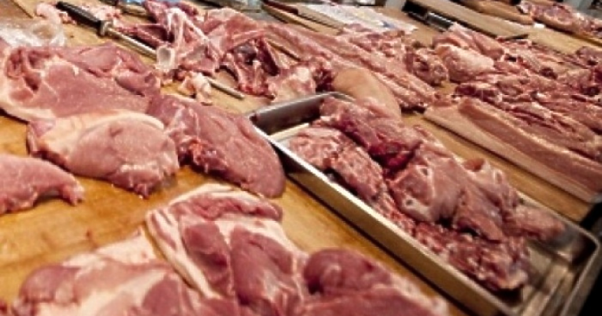 Твърденията, че за култивирането на т.нар. синтетично месо се използват