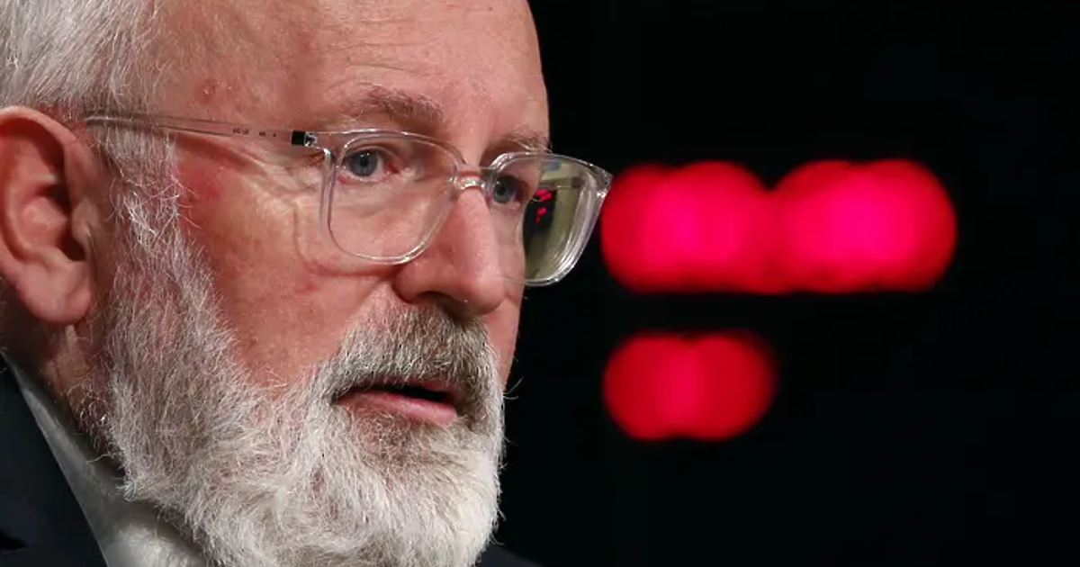 Изпълнителният зам.-председател на Европейската комисия Франс Тимерманс поиска да бъде