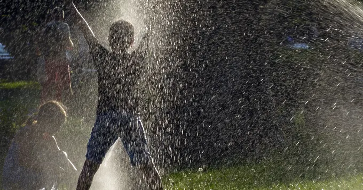 Очакваните максимални температури в низините ще са около 40 градуса,