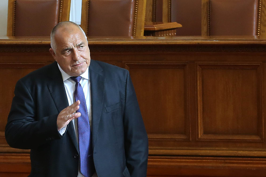 Борисов  - шеф на външната комисия, ДПС поема бюджетната