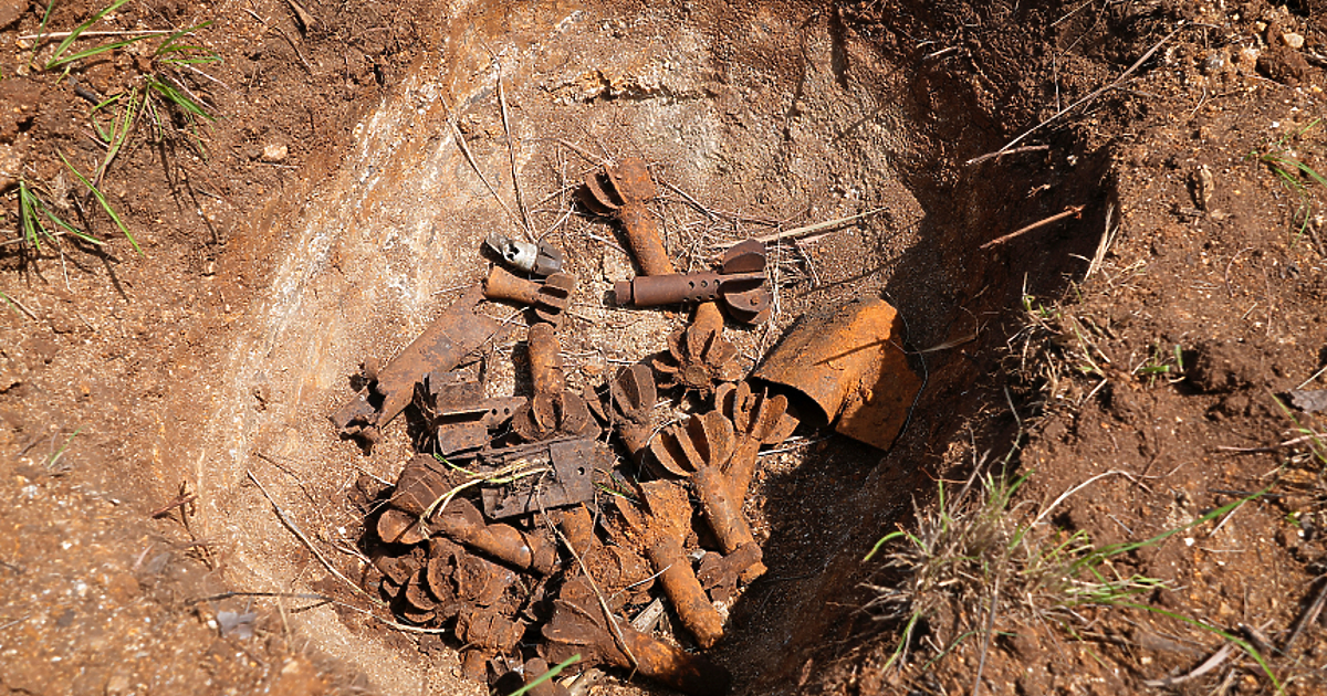 Украйна вече е получила американски касетъчни боеприпаси, заяви високопоставен представител