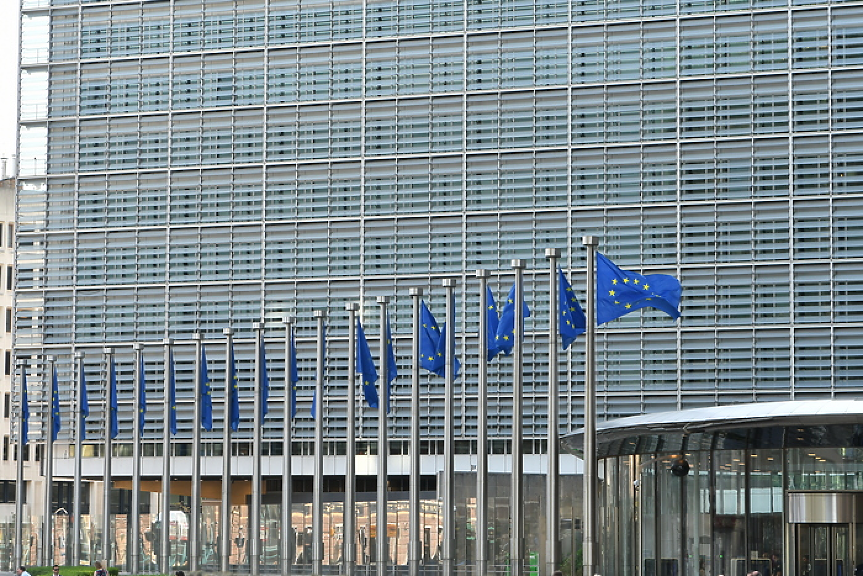 Брюксел удължава три процедури за нарушения срещу България