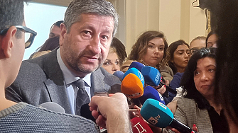 Висшият съдебен съвет заплашва влизането ни в Шенген а Румен