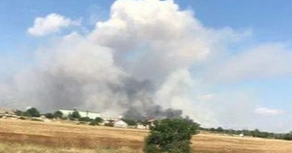 Руски канали в Телеграм съобщават за експлозии и пожар в