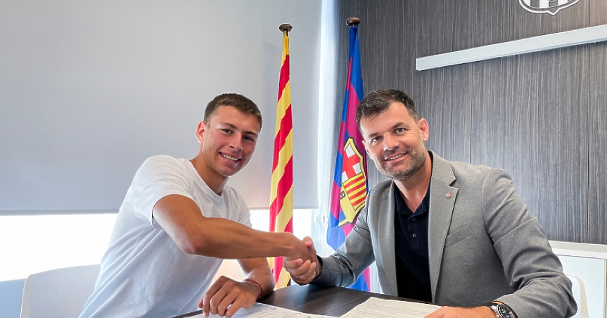 Юношата на Славия Мартин Георгиев, преминал гръмко в Барселона преди