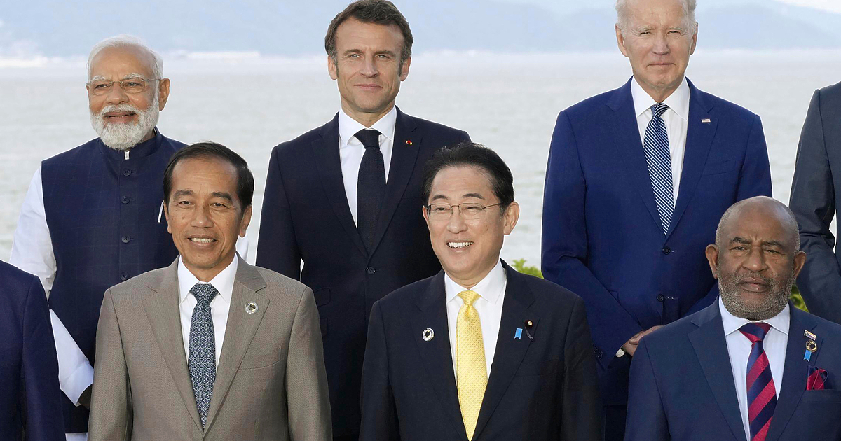 Лидерите на страните членки на НАТО миналата седмица изпратиха смесени