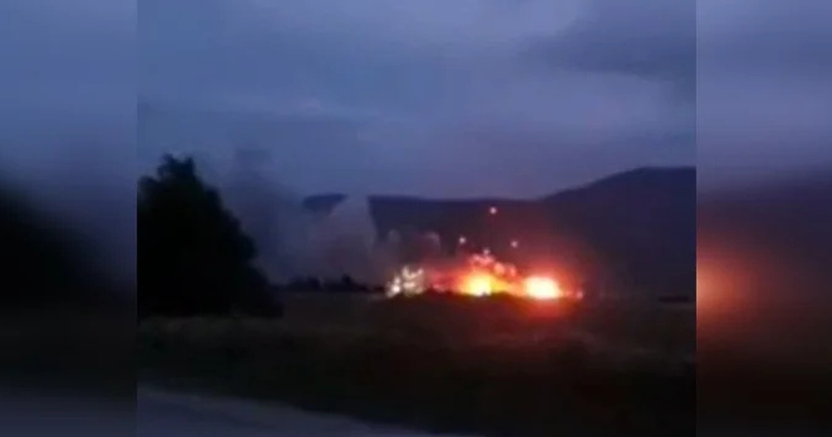 Пожар избухна във военна база на Крим. Заради него бе